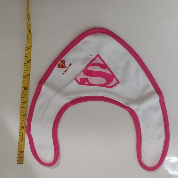 Bumkins DC Comics Bandana Bib

Girl set of three - - Picture 3 of 8